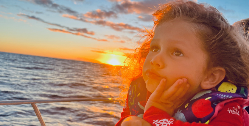 family friendly boat cruise on ohau