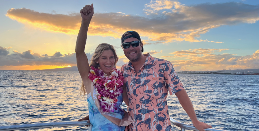 couple on sunset boat cruise waikiki
